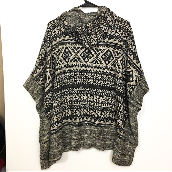 2 for $25 Lucky Brand Hooded Cardi Poncho Sweater - Picture 4 of 8